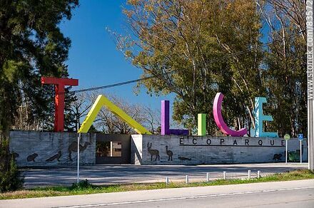 Thalice Ecopark. Sign - Flores - URUGUAY. Photo #83572