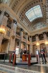 Urna con los restos de Artigas, exhibida en el Salón de los Pasos Perdidos del Palacio Legislativo custodiada por los Blandengues - Foto #53866