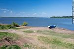 Playita sobre el Río Negro al norte de la ruta 3. Vista al límite departamental con Durazno. - Foto #57289