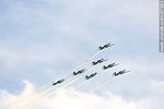 Vuelo acrobático en formación de la Escuadrilha da Fumaça de la Fuerza Aérea Brasileña con aviones Embraer EMB 312 Tucano - Foto #57583