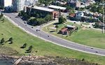 Vista aérea de la Rambla Armenia, Espacio Libre del Arma de Ingenieros, la aduana de Oribe y el Liceo Francés - Foto #58330