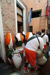Aprontando los tambores para el desfile de Llamadas - Foto #60543