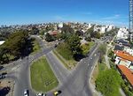 Foto aérea del cruce de las avenidas Ricaldoni, Ponce y Soca. Plaza de los Héroes de la Independencia. - Foto #60935