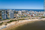 Foto aérea de la Playa Mansa y el Hotel Enjoy (ex Conrad) - Foto #67099