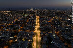 Vista aérea de la Av. L. A. de Herrera al sur al anochecer - Foto #71963