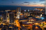 Vista aérea al anochecer del microcentro del Buceo, sus torres y su shopping - Foto #72856