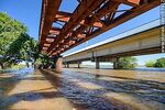 Puentes ferroviario y carretero sobre el río Cuareim que unen Uruguay con Brasil entre Bella Unión y Cuareim con Barra do Quaraí - Foto #83912