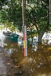 Regla para medir el nivel del río - Foto #84349