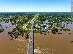 Vista aérea del puente Gral. Artigas entre Paysandú y Colón (Arg.) sobre el río Uruguay. Ramal 10 de la ruta 3 - Foto #85814